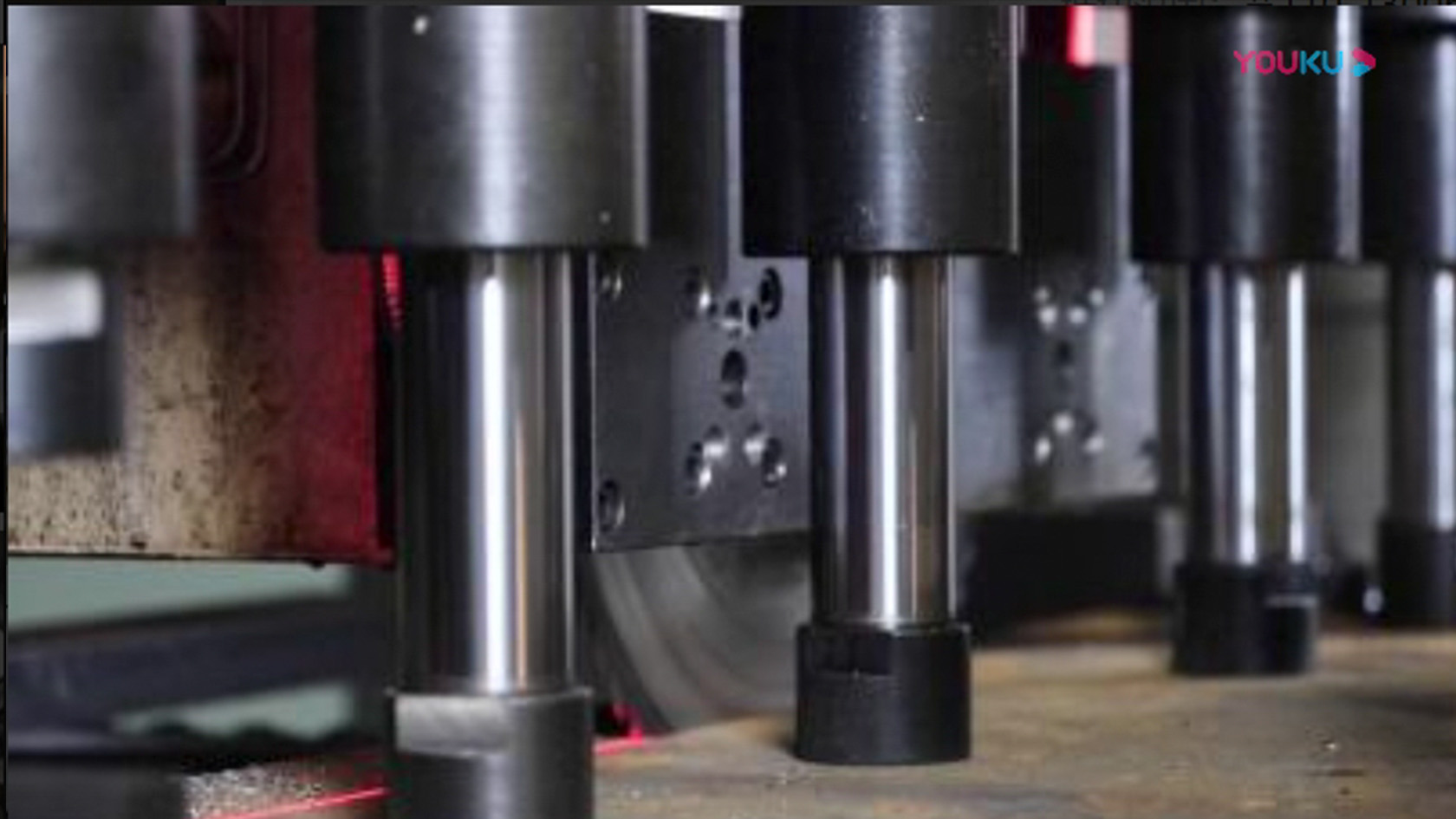 GK1310高速板材圓鋸機(jī)